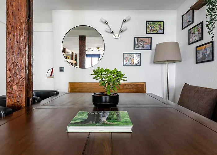 * Loft 3 Pieces/Calme, Tout Equipe @ Centre Ville